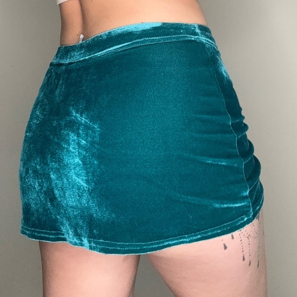 Turquoise Velvet Micro Mini Skort - Picture 2 of 5